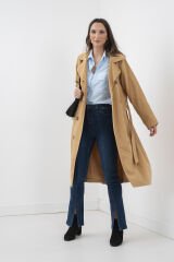 Camel Kruvaze Yaka Sırt Detaylı Kemerli Oversize Trençkot
